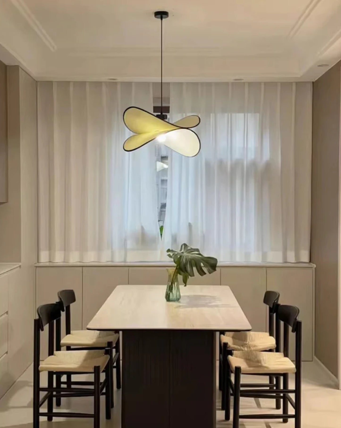 Papillon pendant light