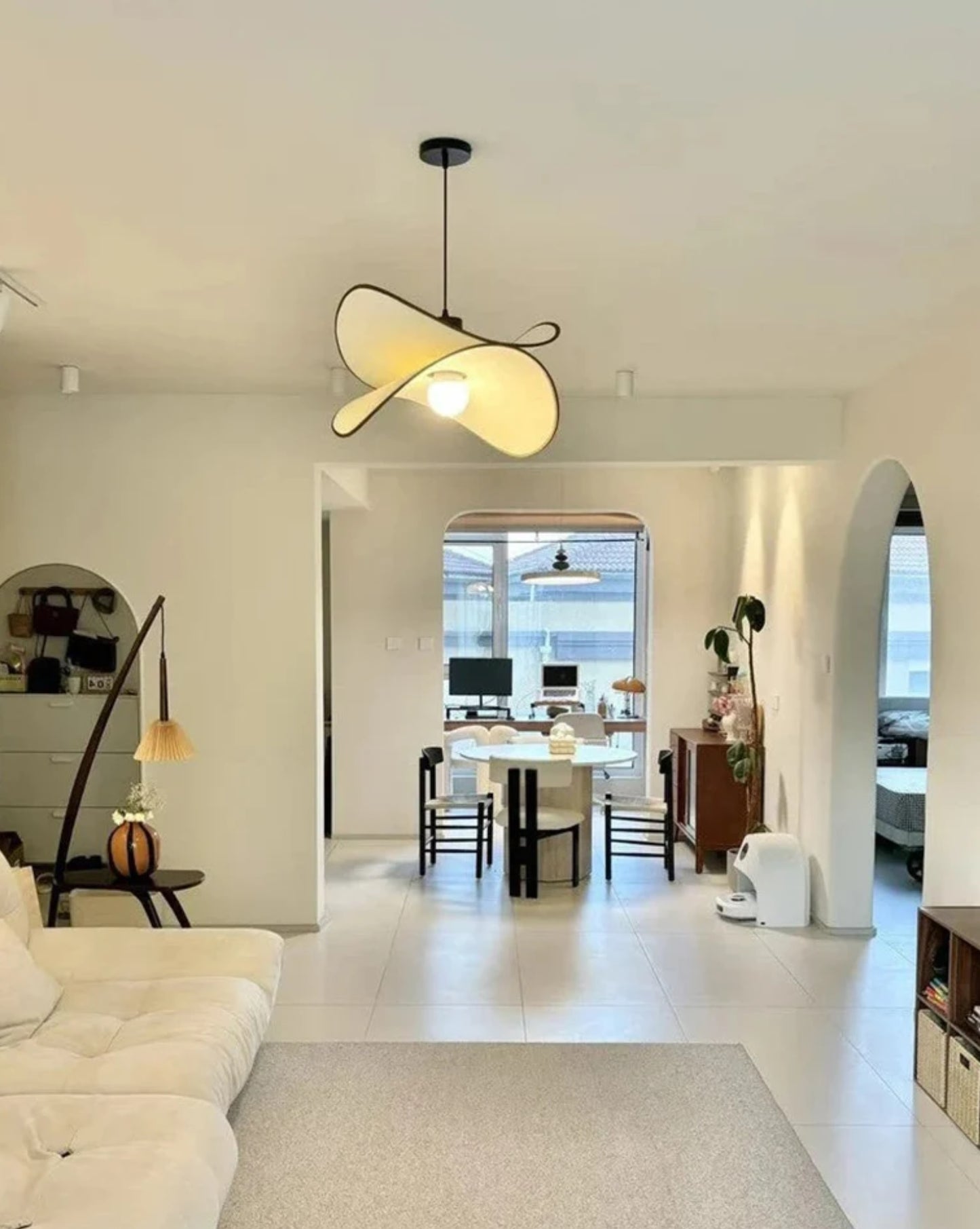 Papillon pendant light