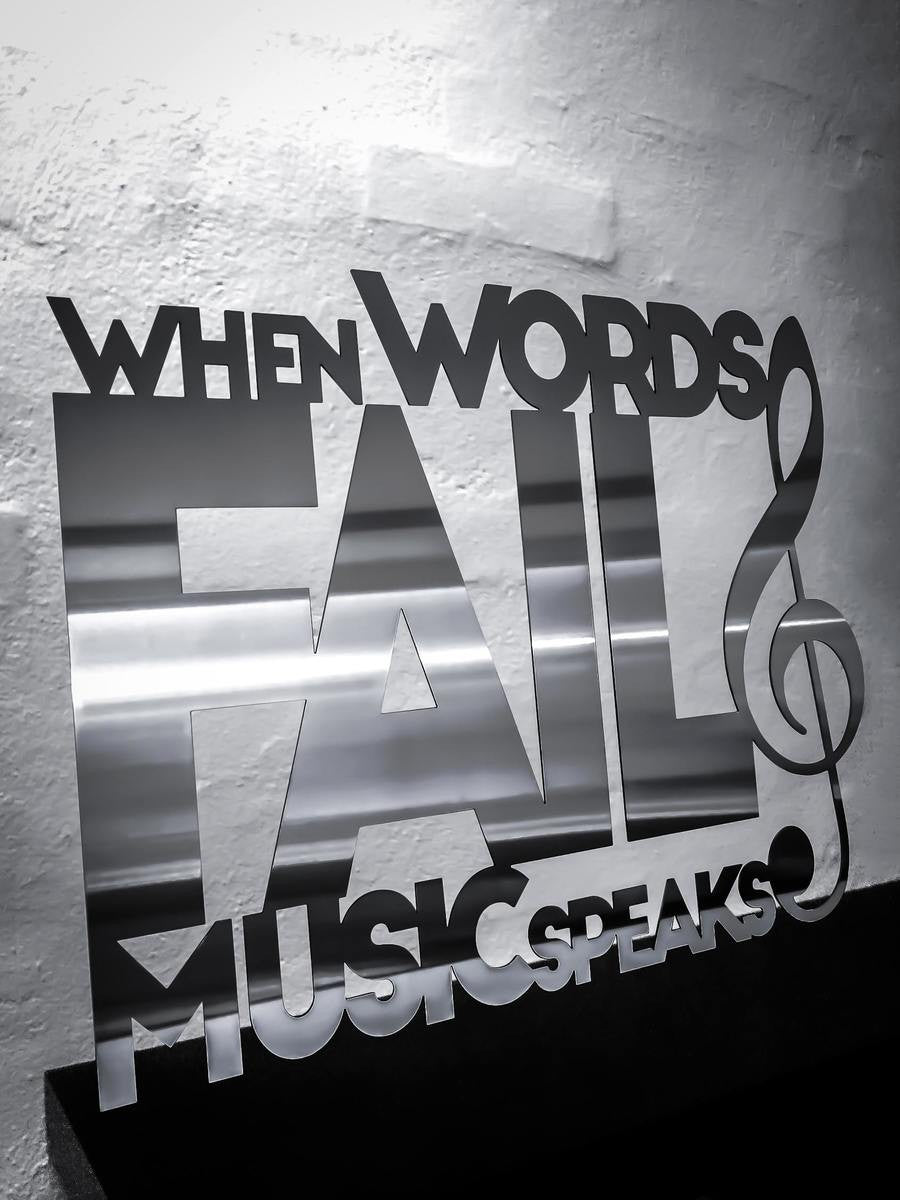 When words fail music speaks - Stainless steel 62x48.5cm