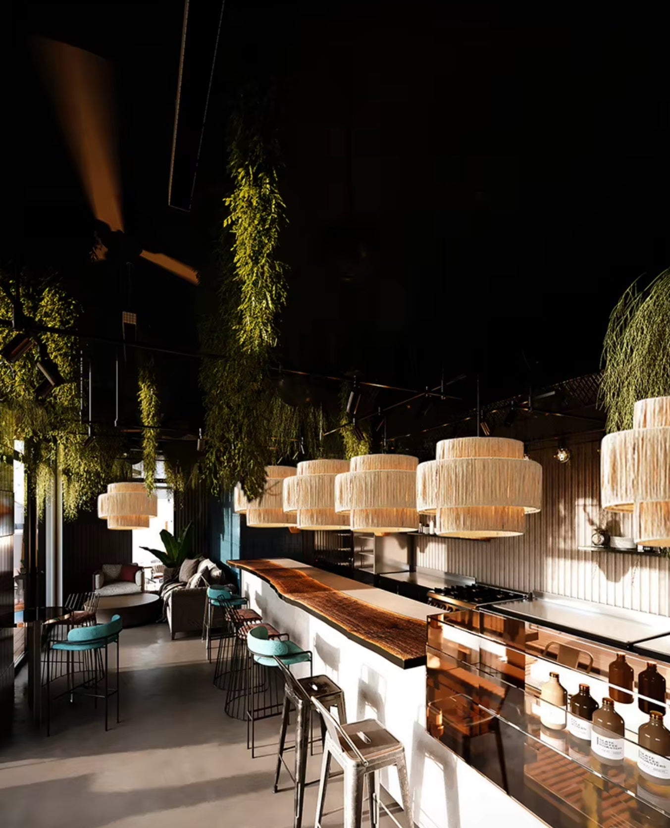 Håndlavet raffia pendellampe med varm atmosfære