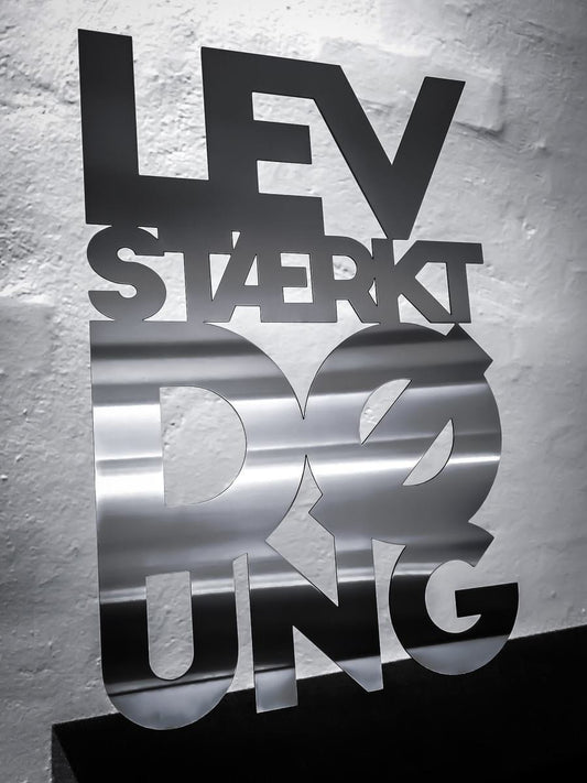 Lebe stark, stirb jung - Edelstahl 27,5x41cm